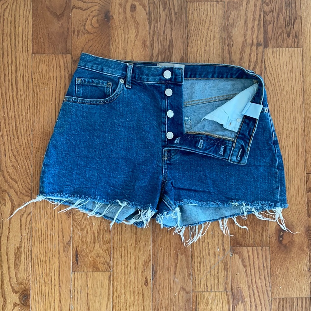 Everlane “The Cheeky Short”